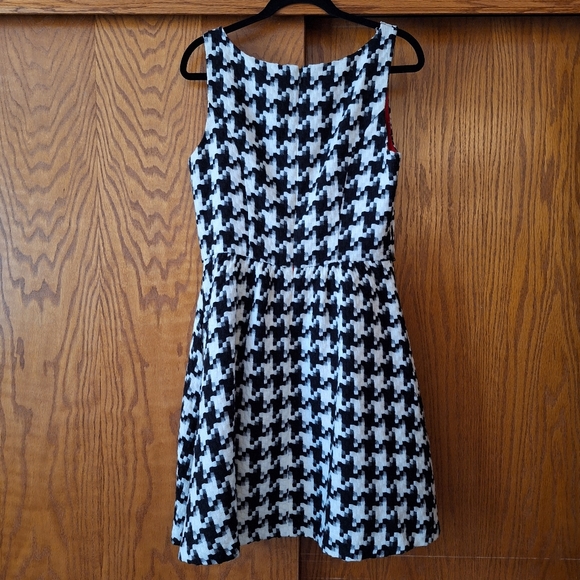 Fit & Flare Dress - Picture 6 of 10